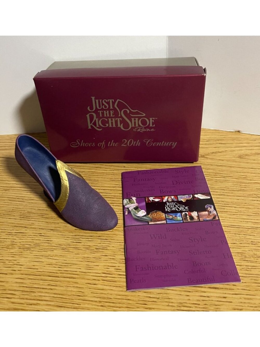 Just The Right Shoe Violet Miniature Italian Racer Heel Shoe Figurine VTG 1998